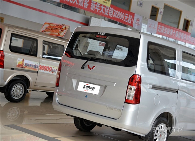 2015款 1.5L標(biāo)準(zhǔn)型