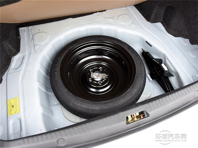 2015款 2.0L CVT旗艦型