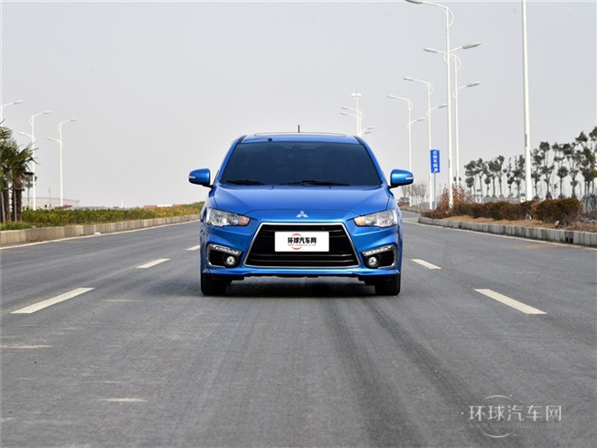 2015款 2.0L CVT旗艦型