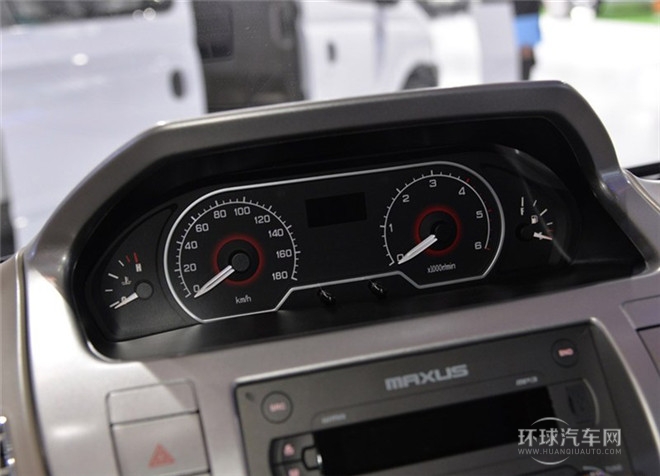 2015款 2.5TAMT商杰版長(zhǎng)軸中頂