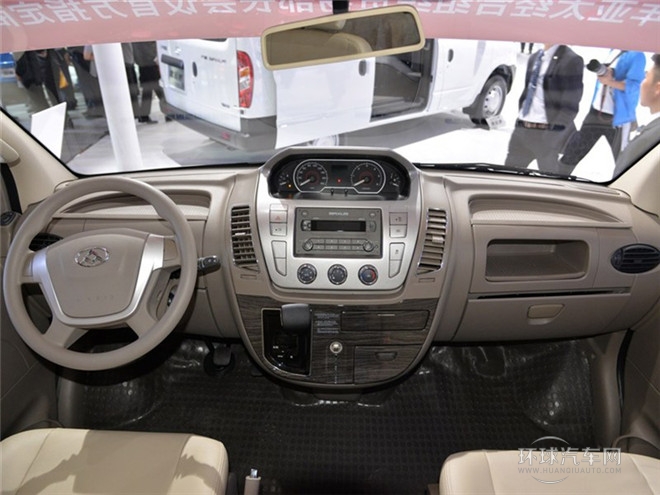 2015款 2.5TAMT商杰版長軸中頂