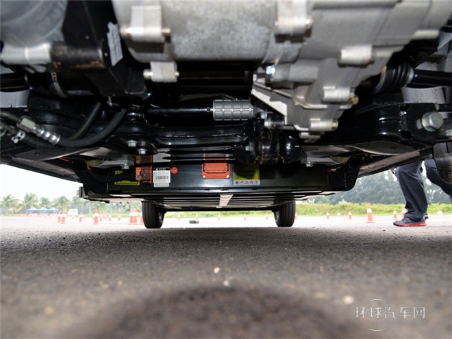 2015款 客運長軸高頂