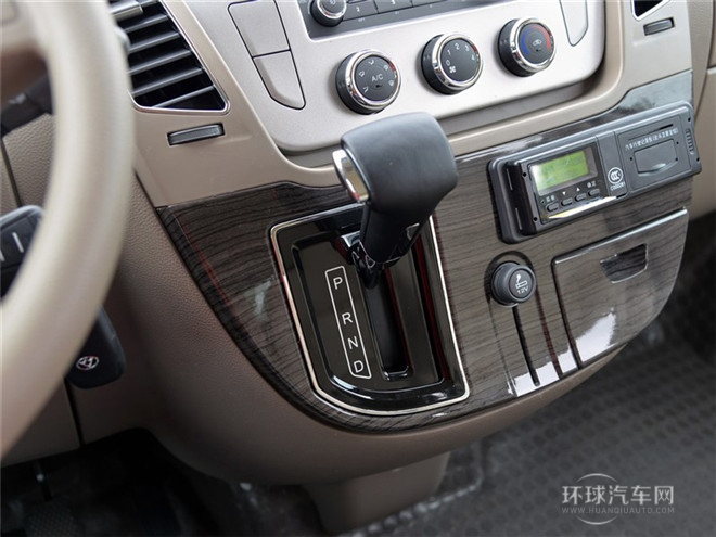 2015款 客運長軸高頂