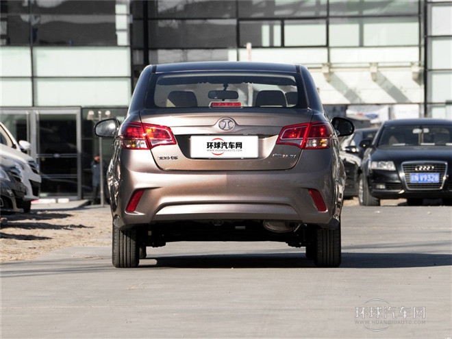 2015款 三廂 1.5L 自動樂天版