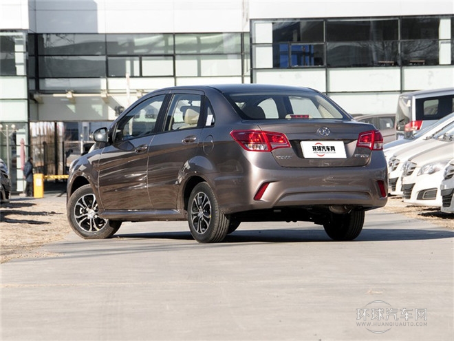 2015款 三廂 1.5L 自動樂天版