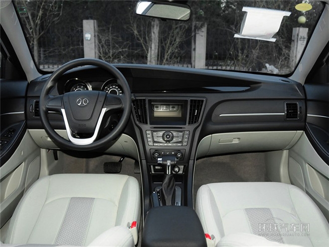 2014款 1.5L CVT標準版