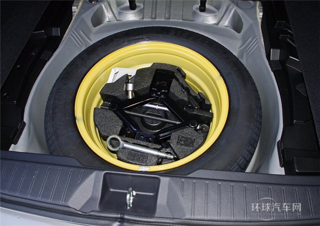 2015款 2.5i 豪華導航版