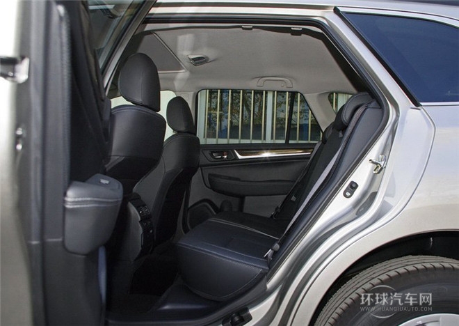 2015款 2.5i 豪華導航版