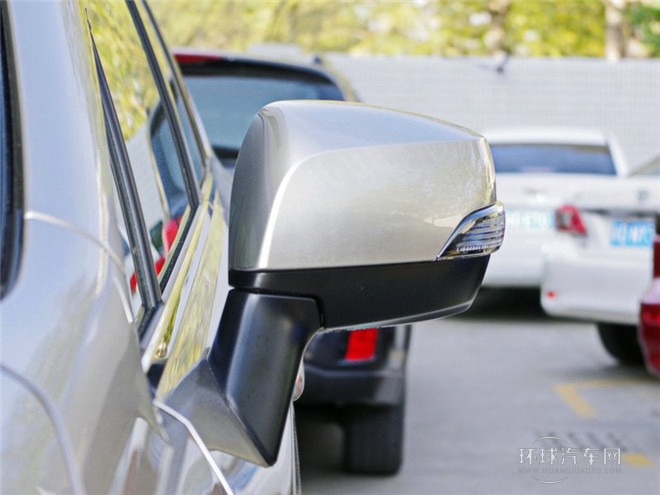 2015款 2.5i 豪華導航版