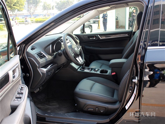 2015款 2.5i 運動導(dǎo)航版