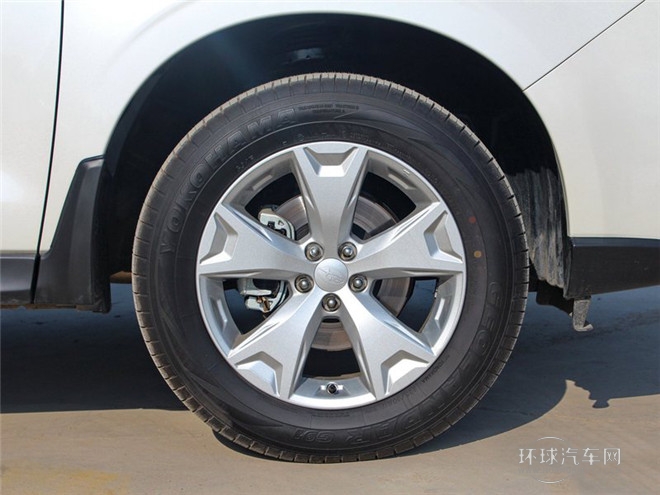 2014款 2.0i 自動舒適版