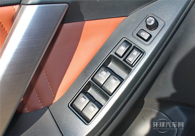 2014款 2.0i 自動舒適版