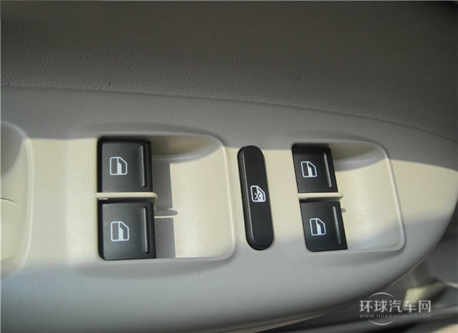 2015款 1.4T 手動(dòng)逸俊版