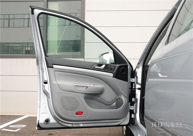 2015款 1.4T 手動逸俊版