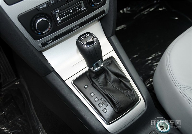 2015款 1.4T 手動逸俊版