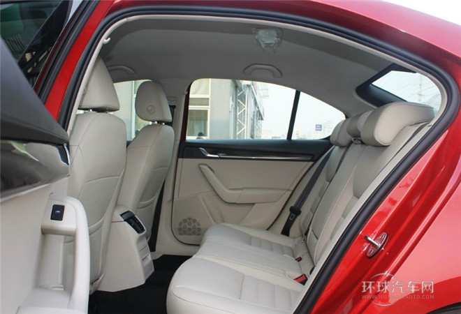 2015款 經(jīng)典款 1.6L 手動(dòng) 逸杰版