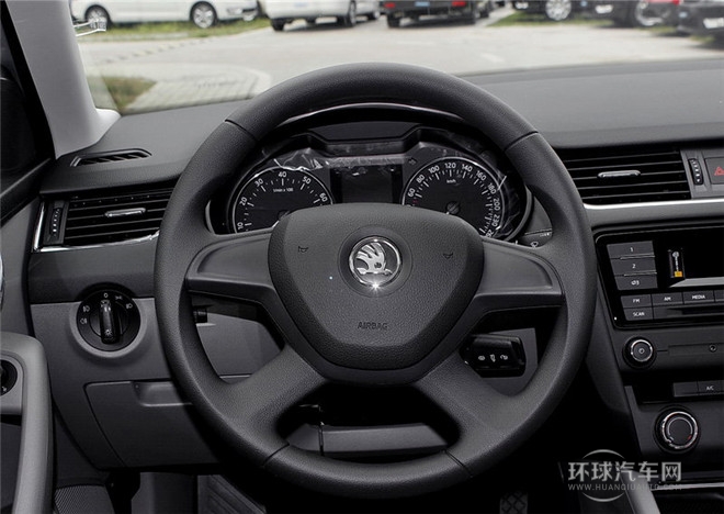 2015款 經(jīng)典款 1.6L 手自一體 逸杰版