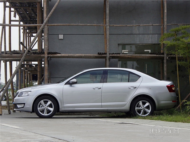 2015款 經典款 1.6L 手自一體 逸杰版