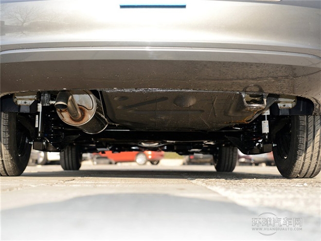 2015款 1.6L 手動樂選型