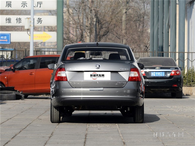 2015款 1.6L 手動樂選型