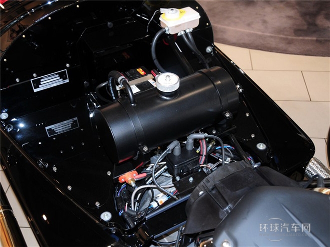 2014款 2.0L 標準版