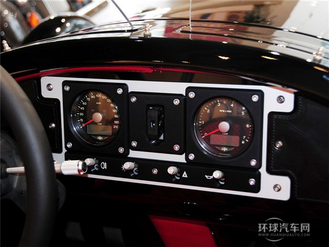 2014款 2.0L 標準版