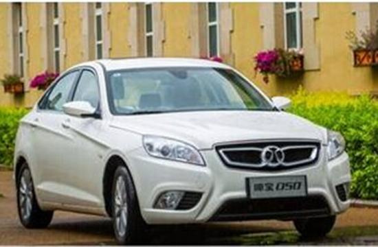 科技潮男誰務實？  紳寶D50PK新帝豪