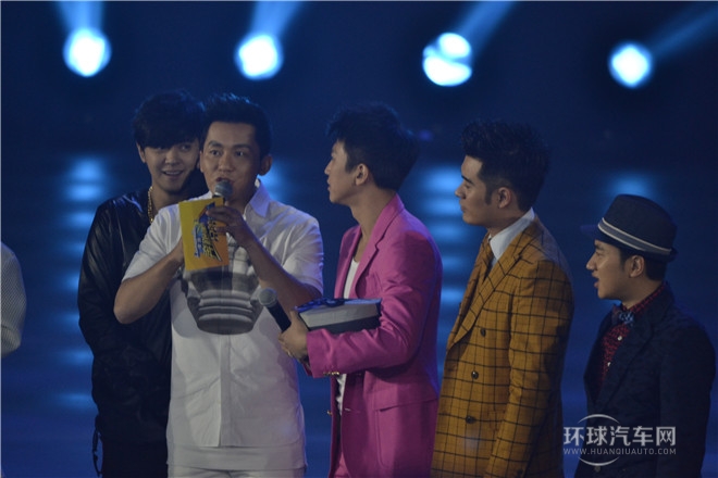 2015款 230TSI 手動風尚版