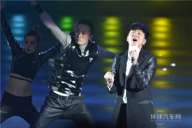 2015款 330TSI DSG舒適版