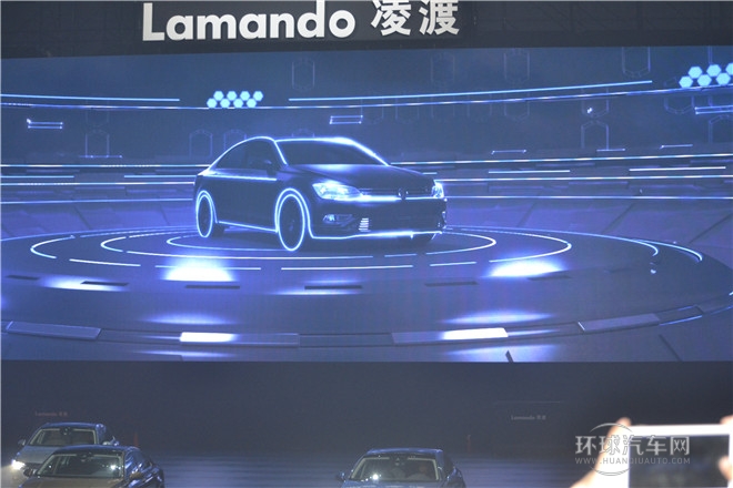 2015款 330TSI DSG舒適版