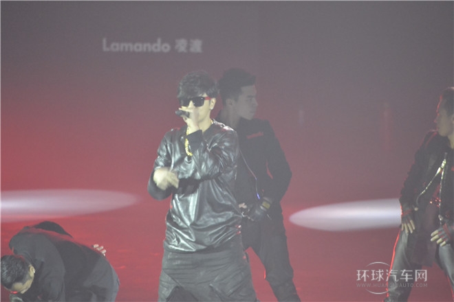 2015款 280TSI DSG豪華版