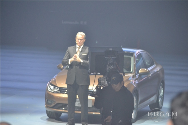 2015款 280TSI DSG豪華版