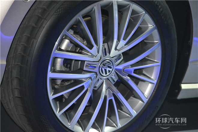 2015款 230TSI DSG風(fēng)尚版