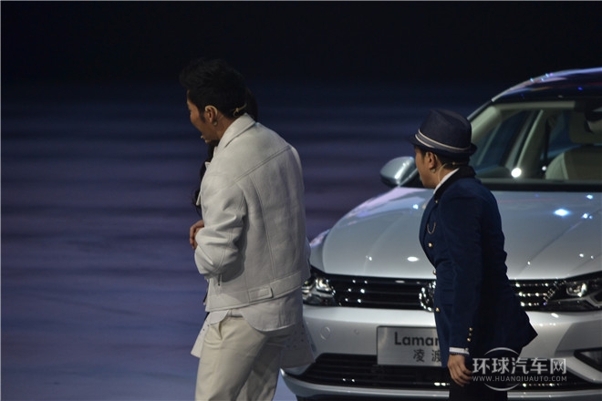 2015款 230TSI DSG風(fēng)尚版