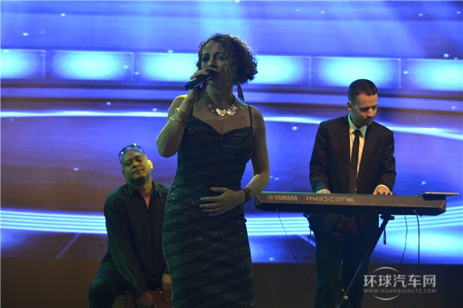 2015款 1.6L 自動舒享型