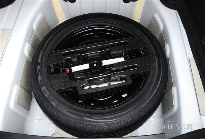 2013款 掀背 1.8L 手動舒適版