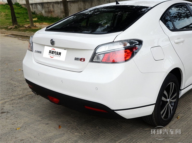 2013款 掀背 1.8L 手動舒適版