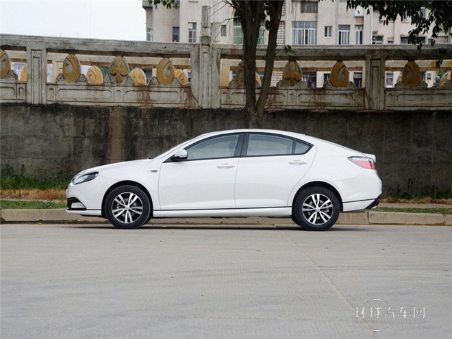 2013款 掀背 1.8L 手動(dòng)舒適版