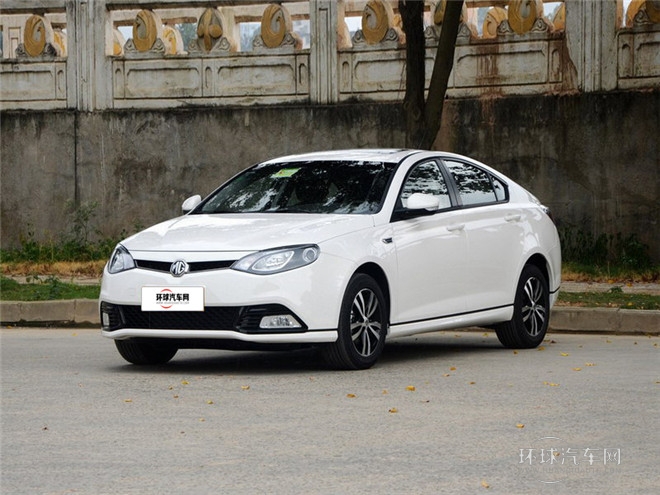 2013款 掀背 1.8L 手動(dòng)舒適版