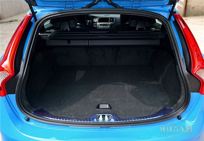 2015款 2.0T T5 智逸個(gè)性運(yùn)動(dòng)版