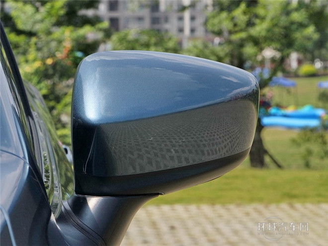 2014款 兩廂 1.5L 自動豪華型