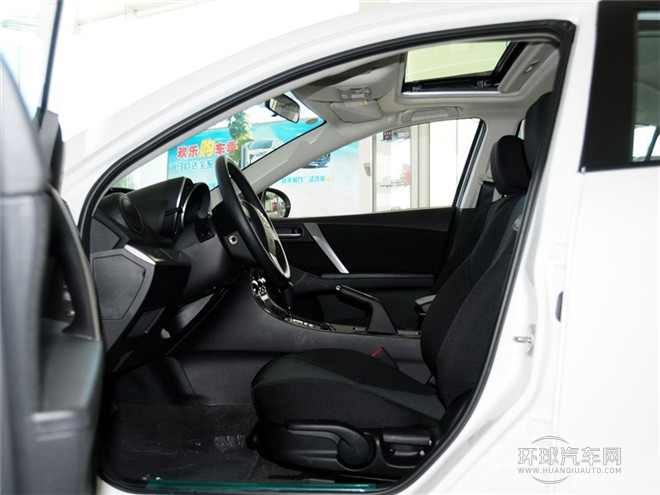 2015款 兩廂 2.0AT運動型