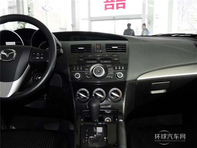 2015款 兩廂 2.0AT運動型
