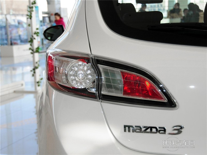 2015款 兩廂 2.0AT運動型