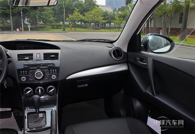 2015款 三廂 1.6MT精英型