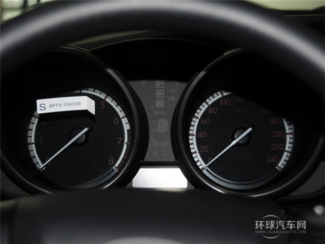 2015款 三廂 2.0AT運動型