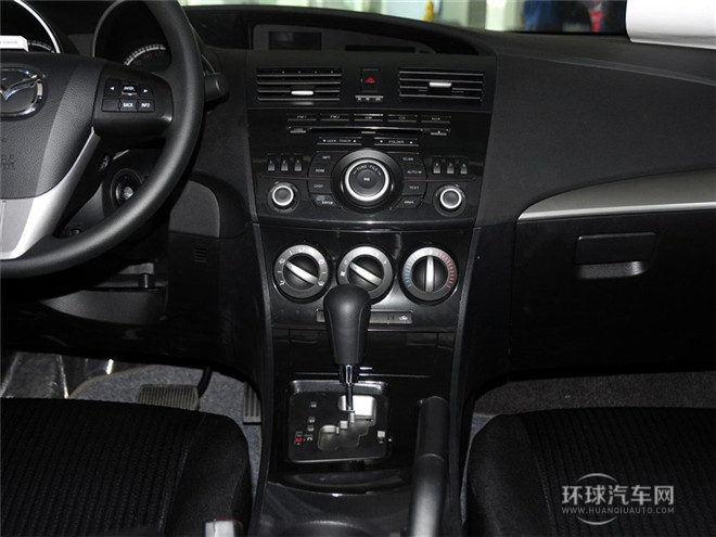 2015款 三廂 2.0AT運動型