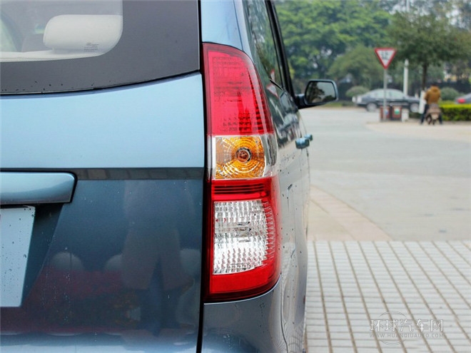 2014款 1.5LS 自動豪華型L2B