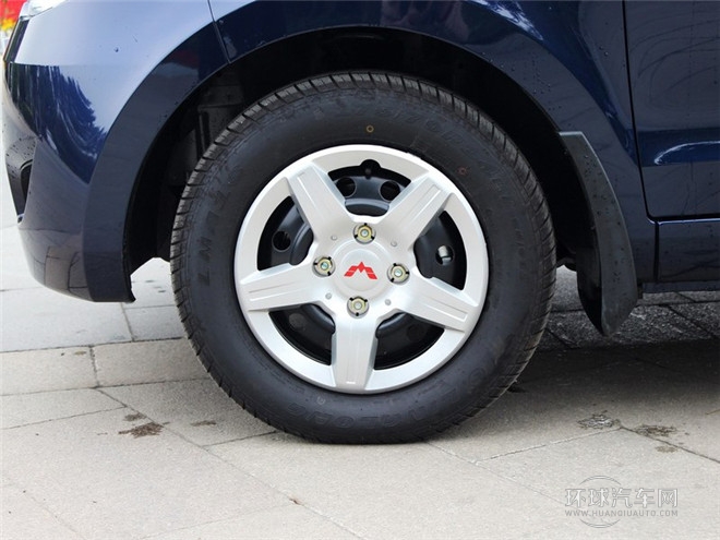 2014款 1.5LS 自動(dòng)舒適型L2B