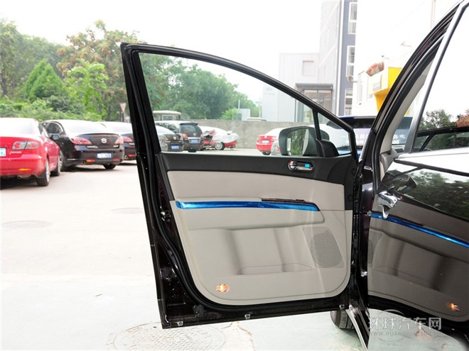 2015款 2.5L 領(lǐng)航版